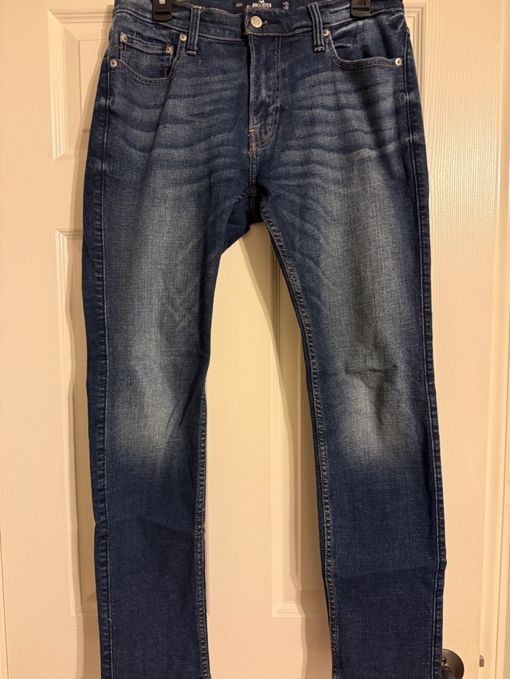 Hollister Men's Skinny Dark Blue Washed Jeans